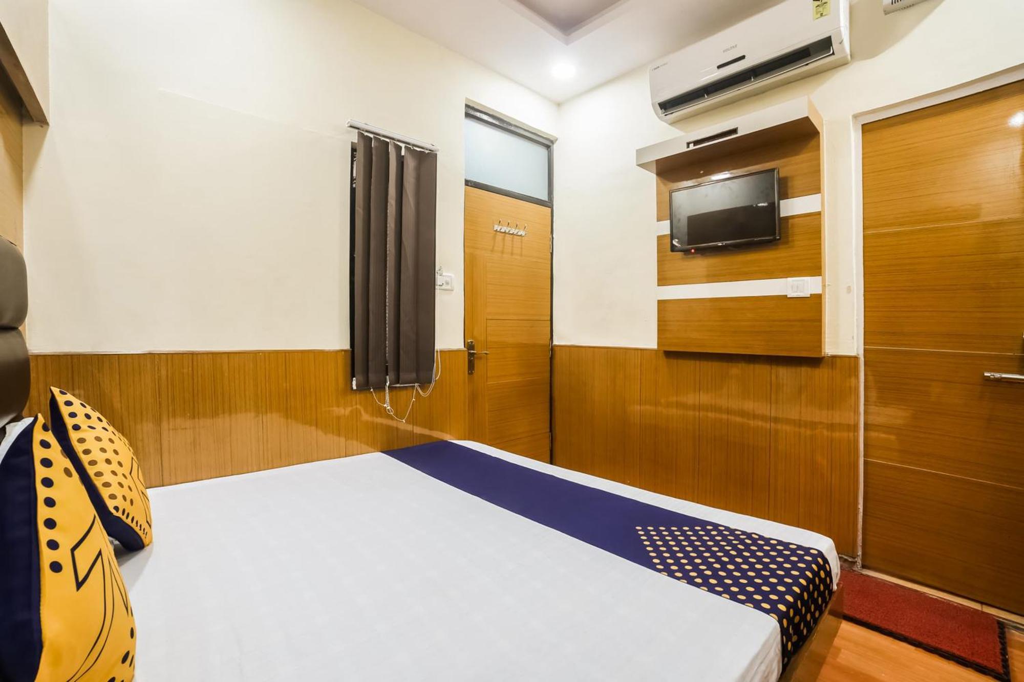 Hotel Silver Palace 뉴델리 외부 사진