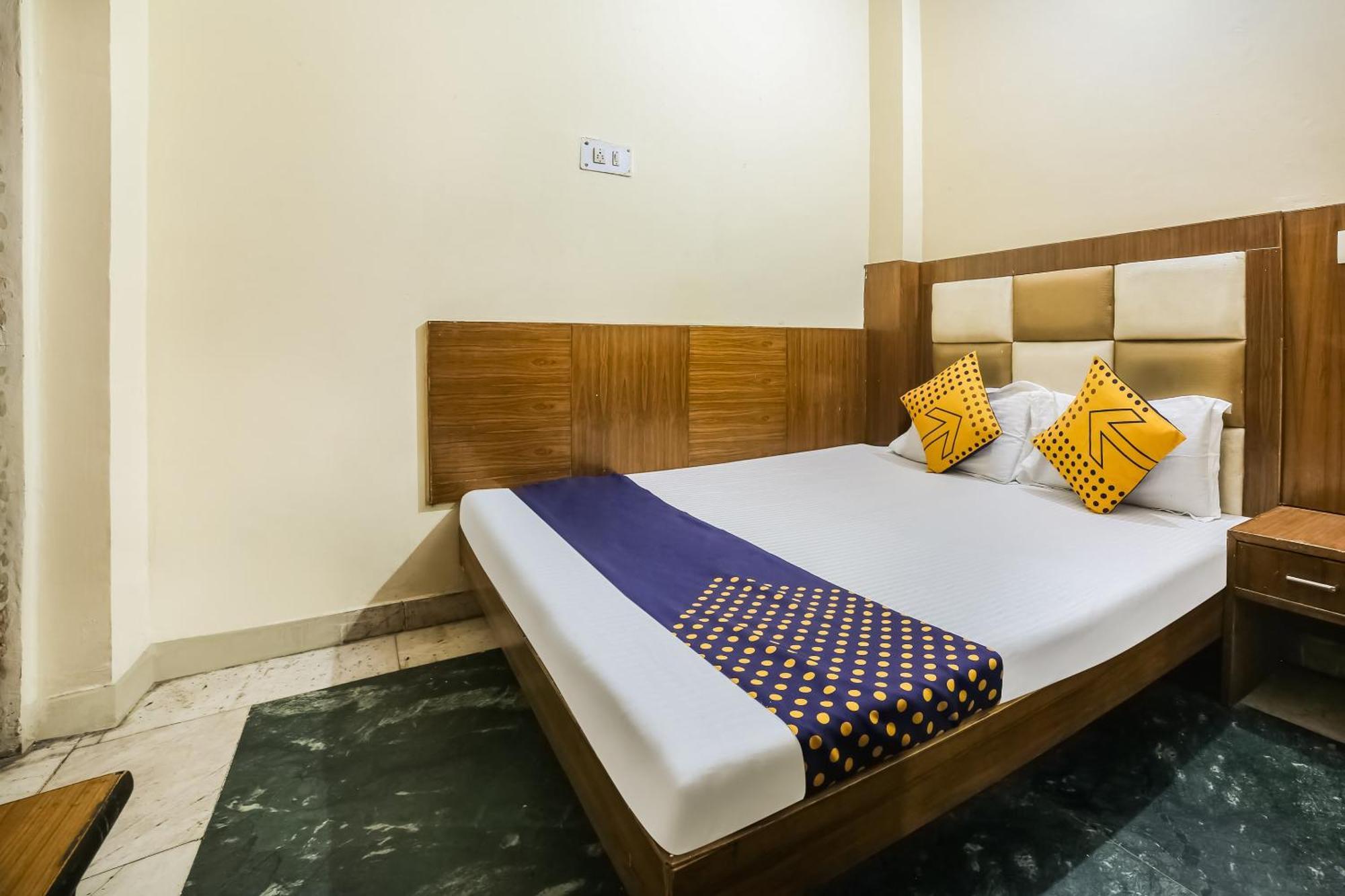 Hotel Silver Palace 뉴델리 외부 사진