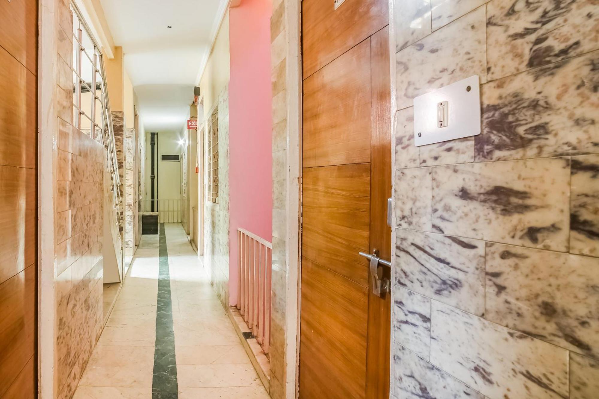 Hotel Silver Palace 뉴델리 외부 사진