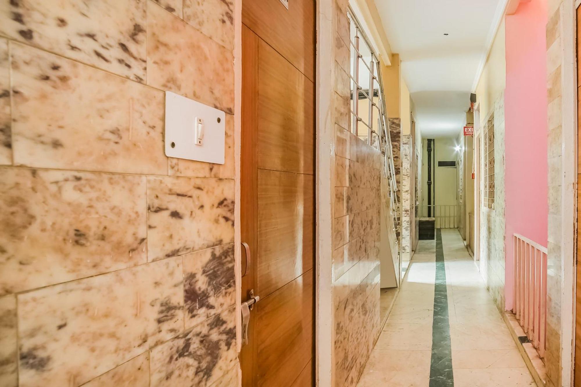 Hotel Silver Palace 뉴델리 외부 사진