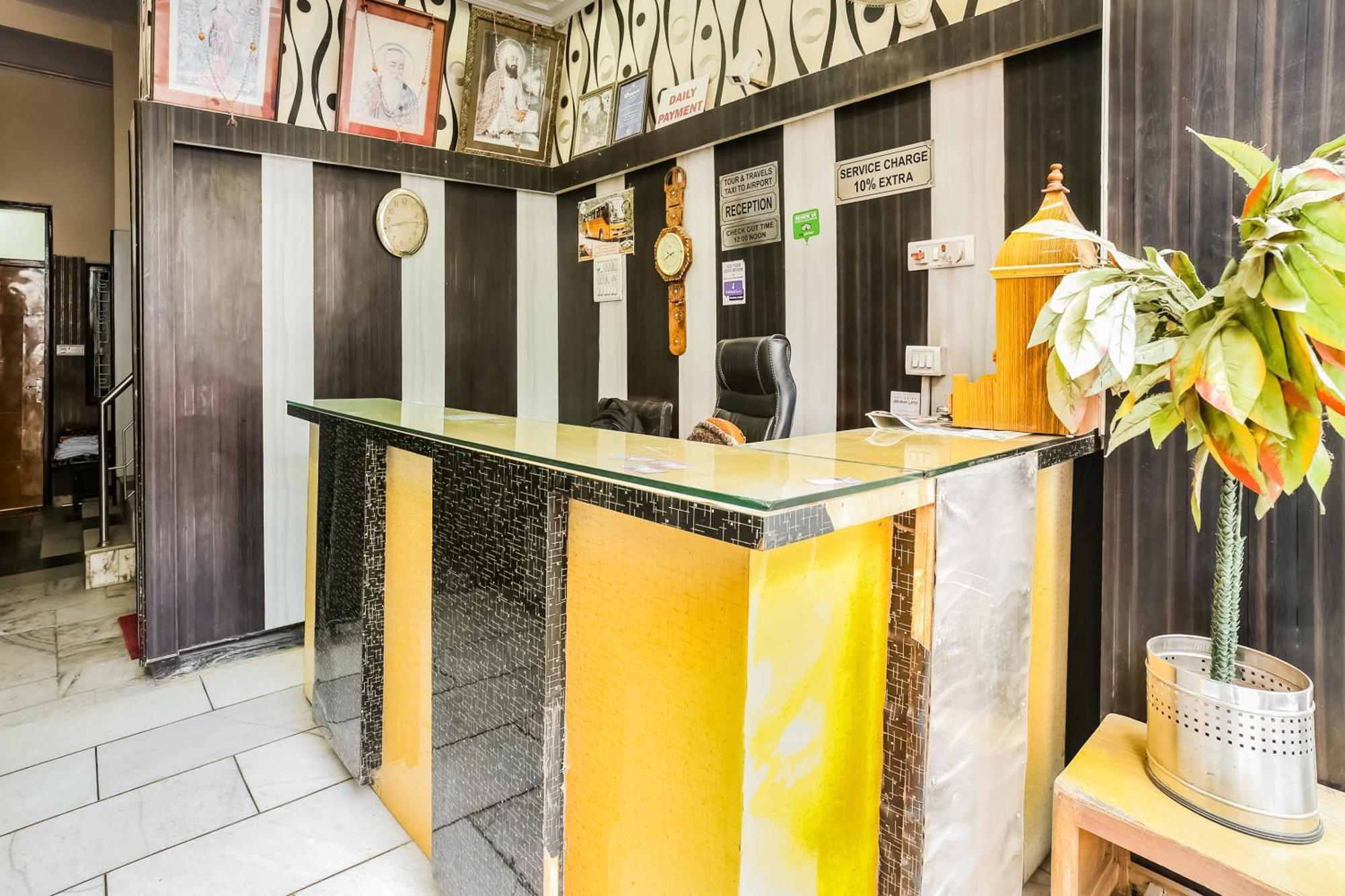 Hotel Silver Palace 뉴델리 외부 사진