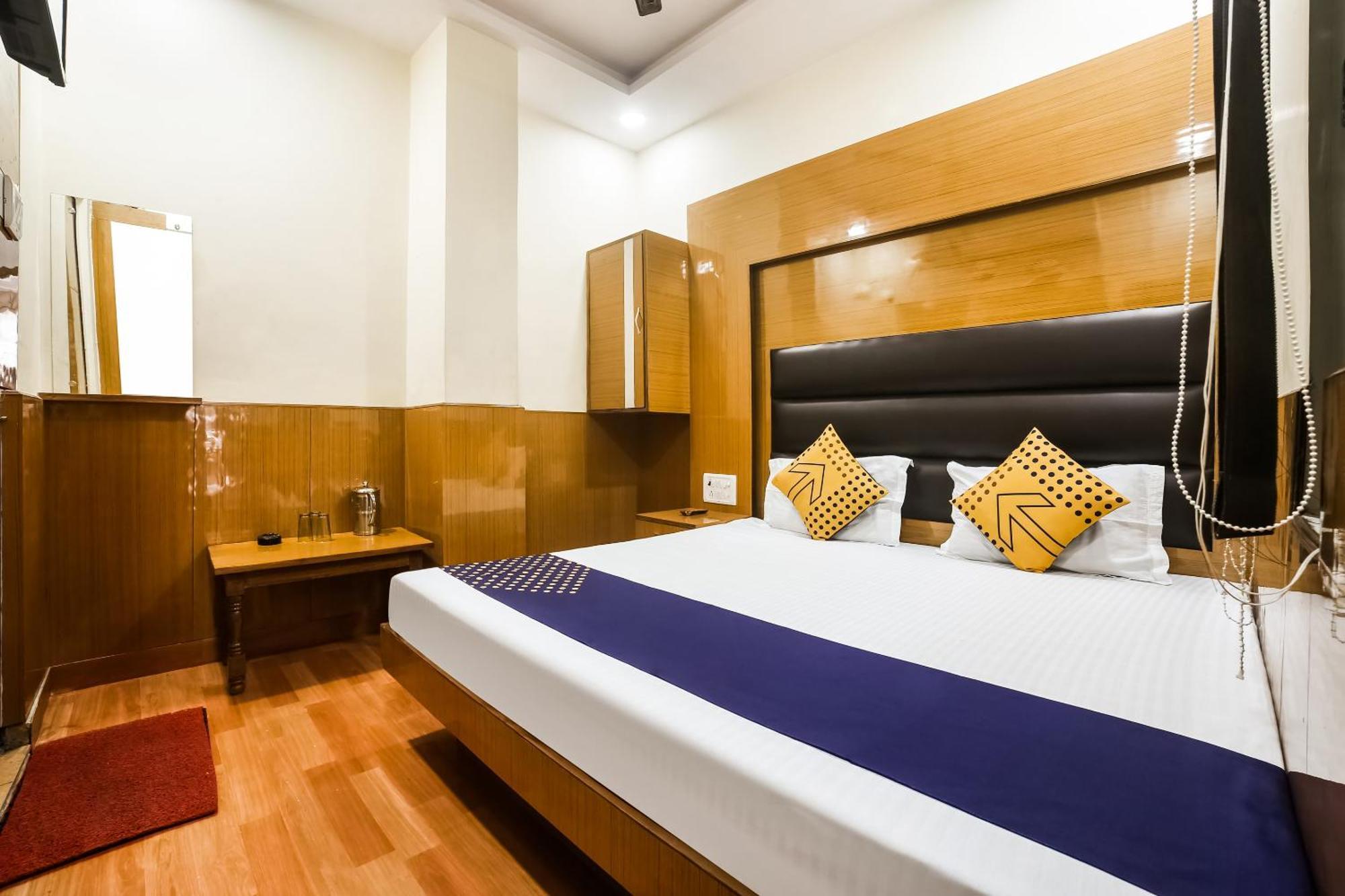 Hotel Silver Palace 뉴델리 외부 사진